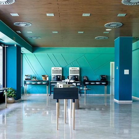 Azz Valencia Tactica Hotel Paterna Eksteriør bilde