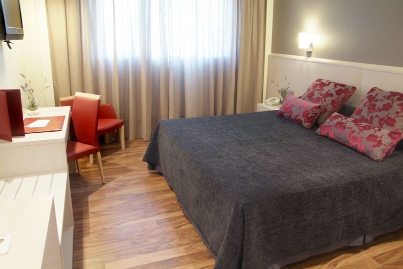 Azz Valencia Tactica Hotel Paterna Rom bilde