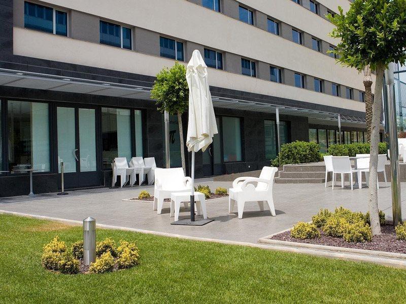 Azz Valencia Tactica Hotel Paterna Eksteriør bilde