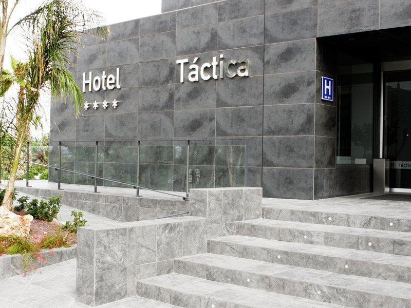 Azz Valencia Tactica Hotel Paterna Eksteriør bilde
